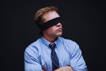 What Leaders Don&rsquo;t See: Identifying & Correcting Leadership Blind Spots